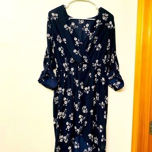 Summer navy and white flower print long blouse